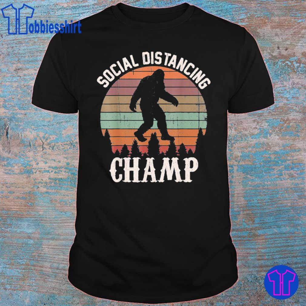 Tシャツ（Social Distancing World Champion）